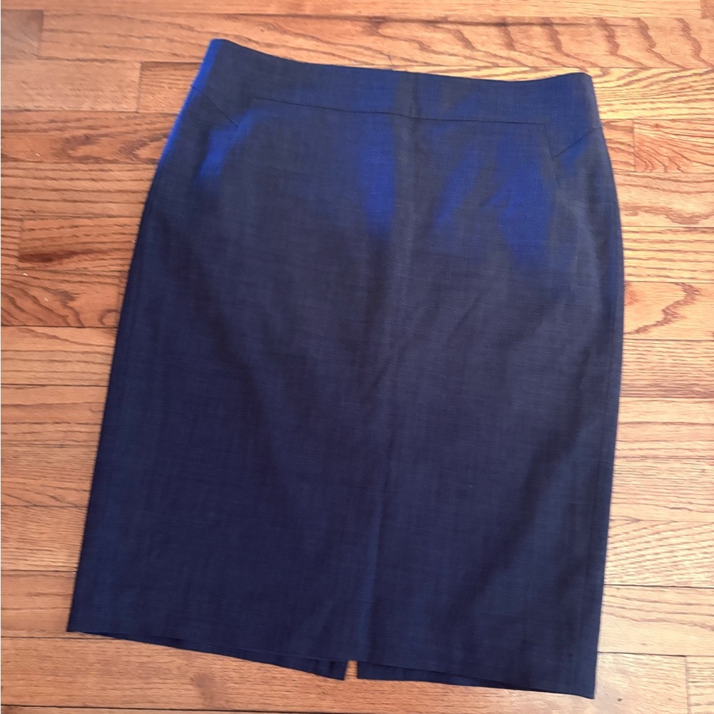 NWOT Ann Taylor Dark Gray Midi Skirt, Size: 6